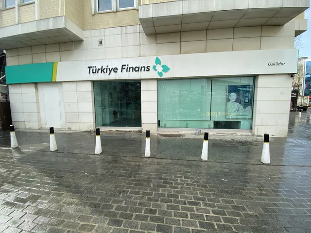 Türkiye Finans Üsküdar Şubesi — Bankalar, Üsküdar · fotoğraf 1
