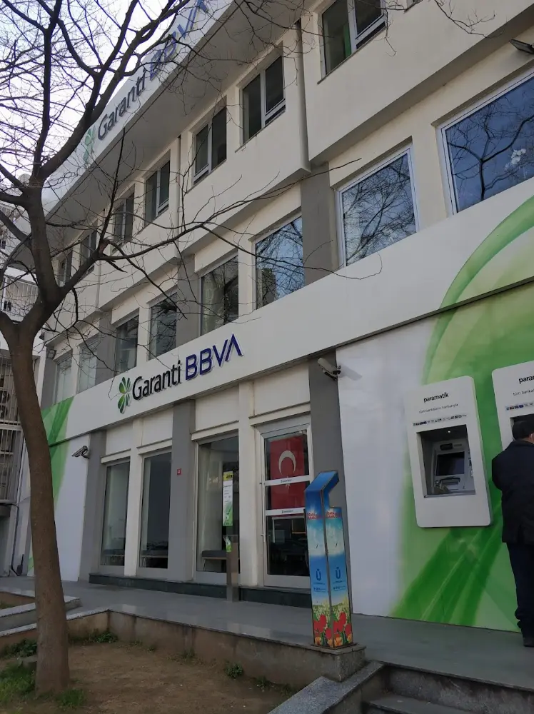 Garanti BBVA Üsküdar Çarşı Şubesi — Bankalar, Üsküdar · fotoğraf 2