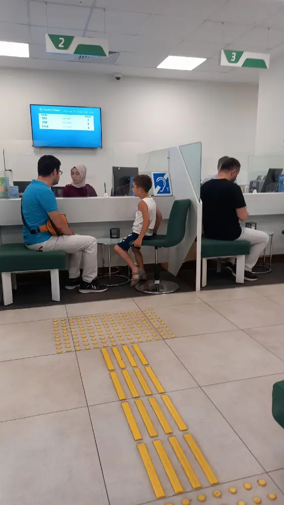 Kuveyt Türk Bulgurlu Şubesi — Bankalar, Üsküdar · fotoğraf 4