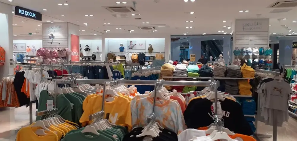LC WAIKIKI — Kadın Giyim · fotoğraf 4