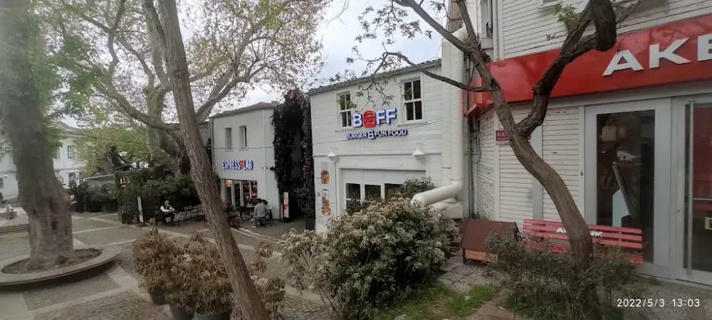 Akbank Çengelköy/İstanbul Şubesi — Bankalar, Üsküdar · fotoğraf 2