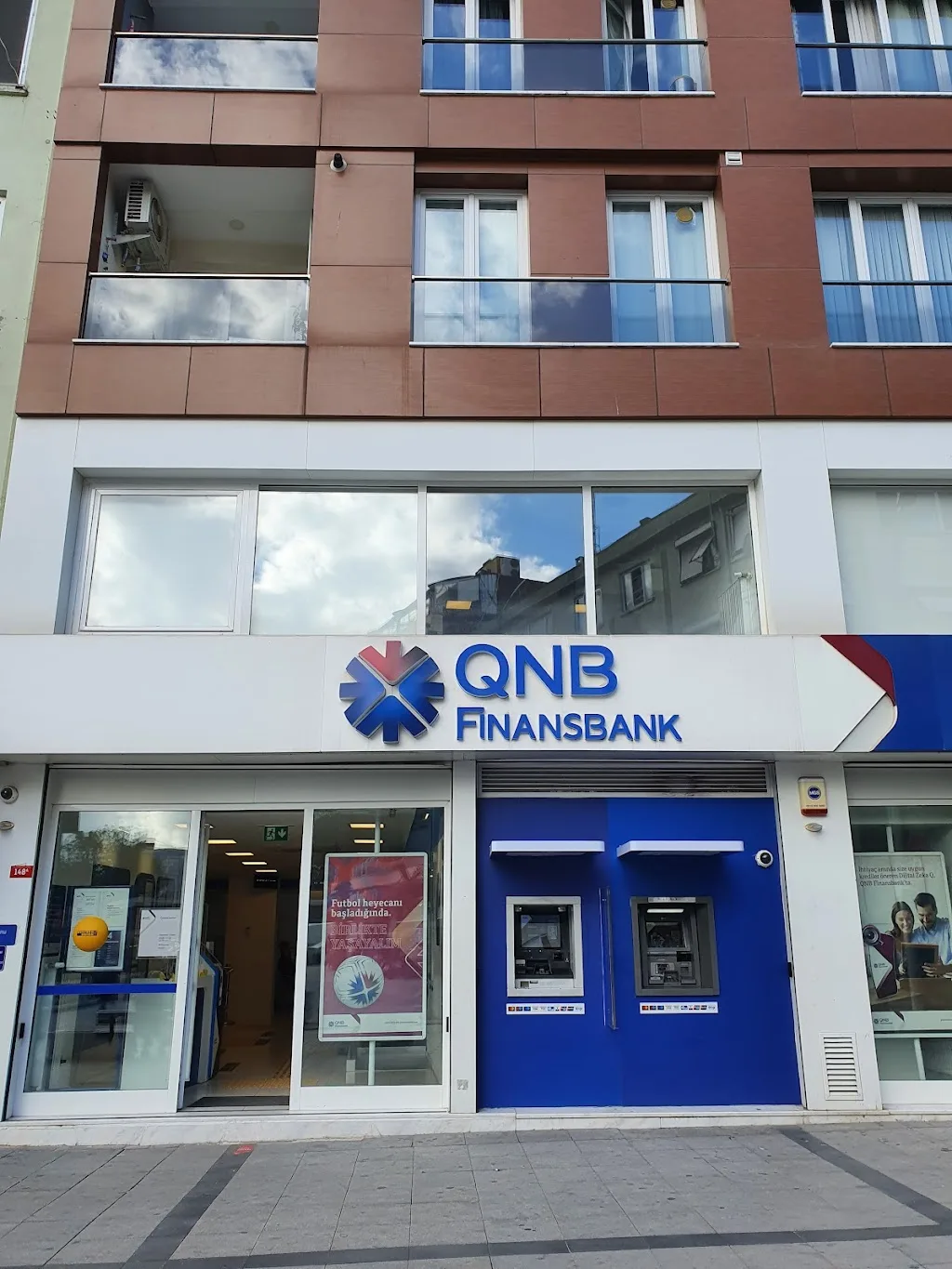 QNB Zeytinburnu Şubesi — Bankalar, Zeytinburnu · fotoğraf 1