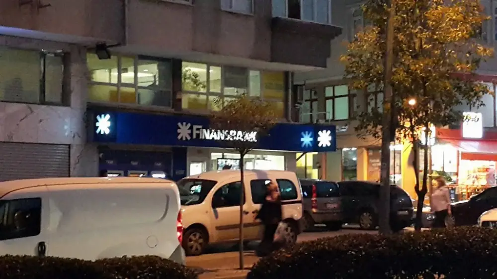 QNB Zeytinburnu Şubesi — Bankalar, Zeytinburnu · fotoğraf 2