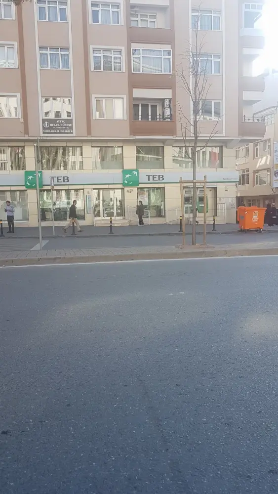 TEB Zeytinburnu Şubesi — Bankalar, Zeytinburnu · fotoğraf 2