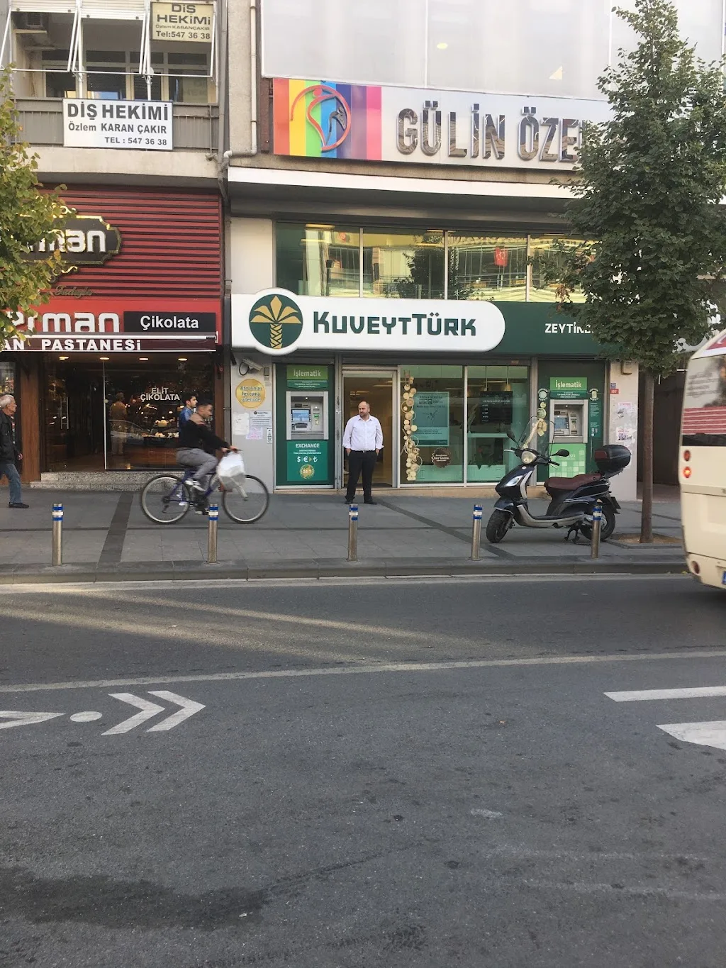 Kuveyt Türk Zeytinburnu Çarşı Şubesi — Bankalar, Zeytinburnu · fotoğraf 1