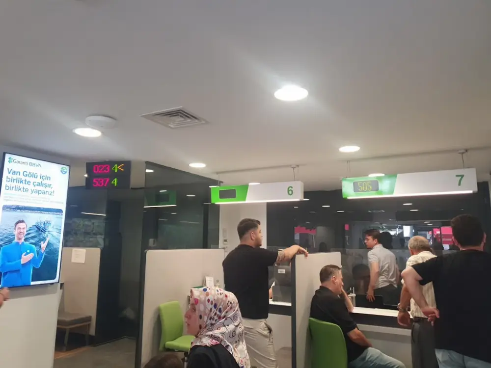Garanti BBVA Zeytinburnu Meydan Şubesi — Bankalar, Zeytinburnu · fotoğraf 3