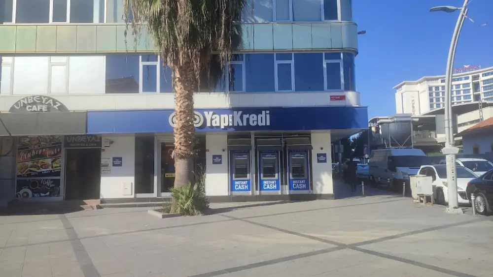 Yapı Kredi - Zeytinburnu Bulvar Şubesi — Bankalar, Zeytinburnu · fotoğraf 2