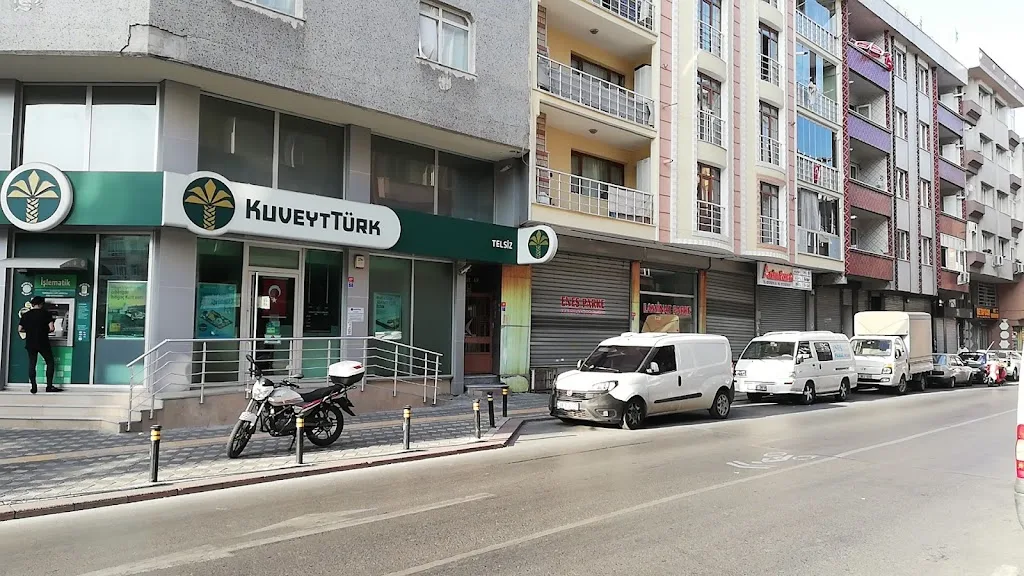 Kuveyt Türk Telsiz Şubesi — Bankalar, Zeytinburnu · fotoğraf 1