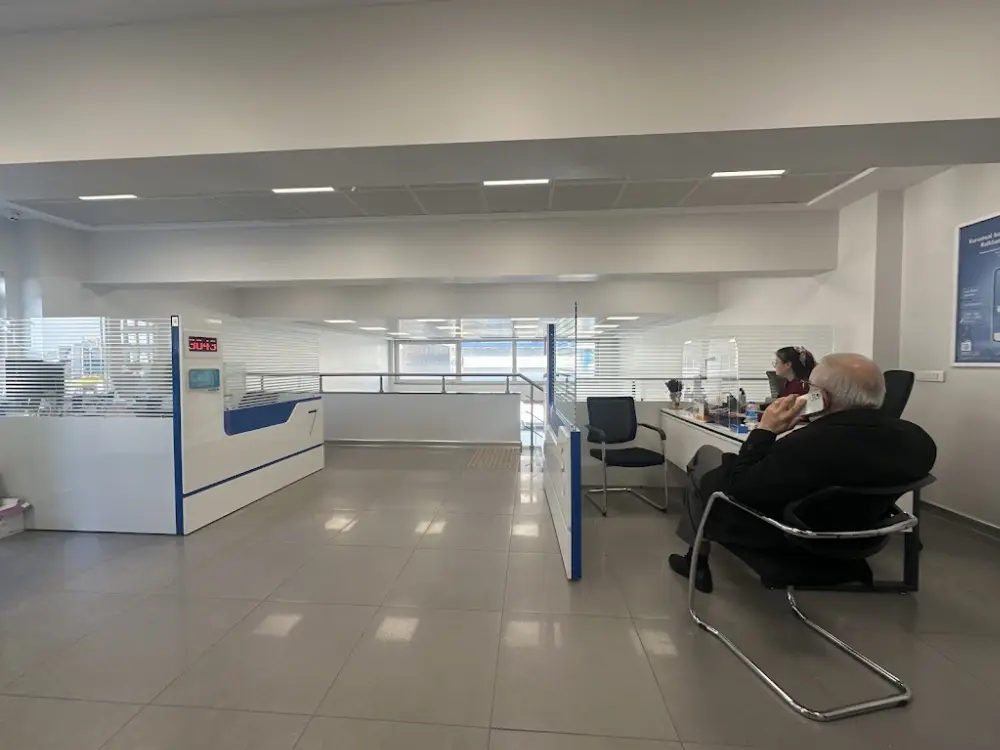 Halkbank Demirciler Sitesi Şubesi — Bankalar, Zeytinburnu · fotoğraf 4