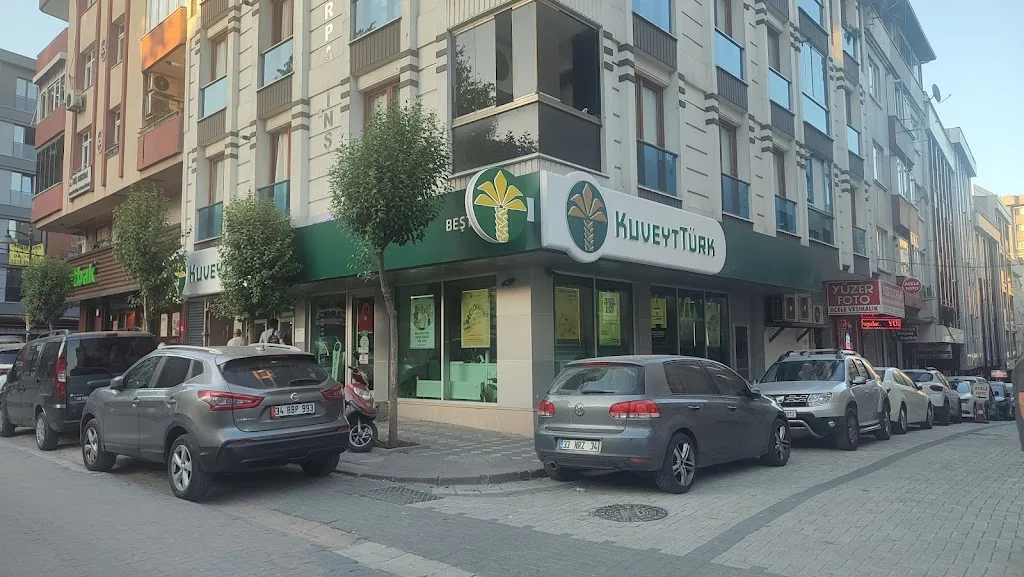 Kuveyt Türk Beştelsiz Şubesi — Bankalar, Zeytinburnu · fotoğraf 1