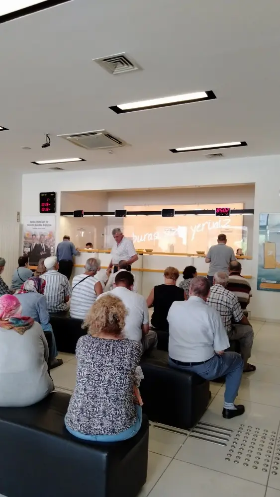 VakıfBank Tekirdağ Şubesi — Bankalar, Süleymanpaşa · fotoğraf 4