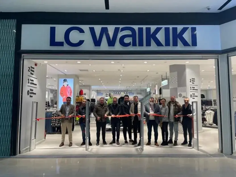 LC WAIKIKI Şimal AVM Rize — Erkek Giyim, Merkez · fotoğraf 3