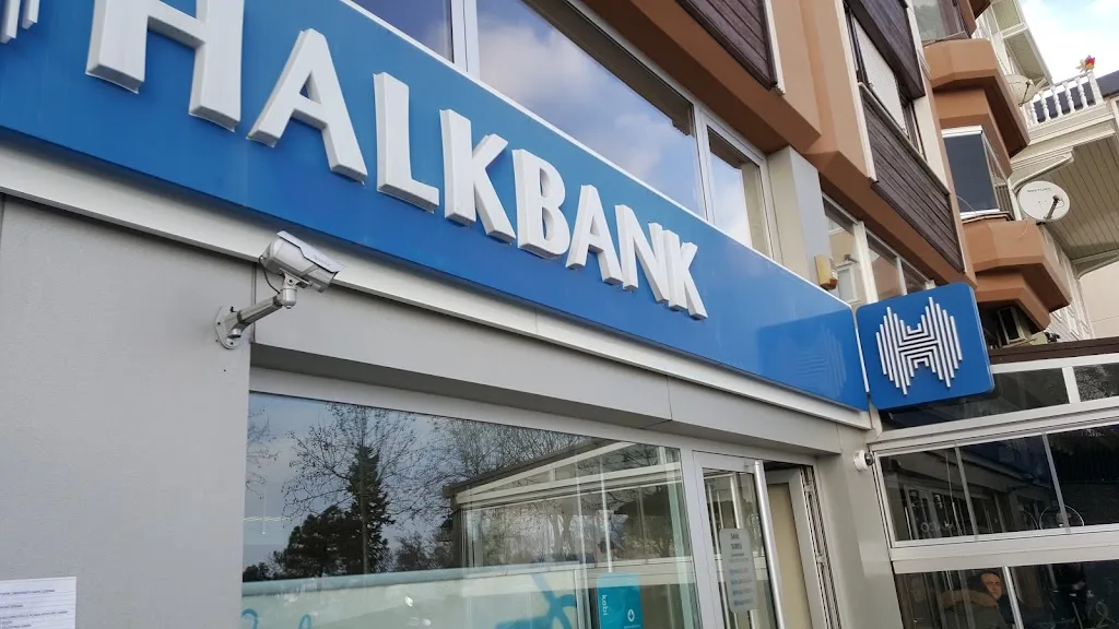 Halkbank Hürriyet Tekirdağ Şubesi — Bankalar, Süleymanpaşa · fotoğraf 1