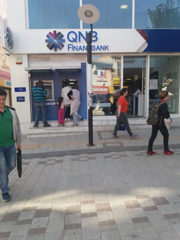 QNB Kırklareli Şubesi — Bankalar, Merkez · fotoğraf 2