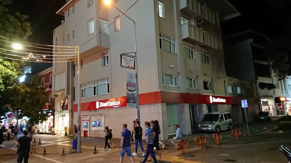 Ziraat Bankası Yalova Şubesi — Bankalar, Merkez · fotoğraf 4