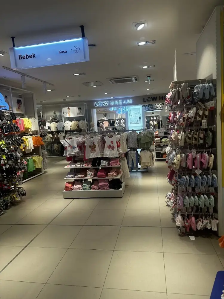 LC WAIKIKI — Kadın Giyim, Merkez · fotoğraf 5