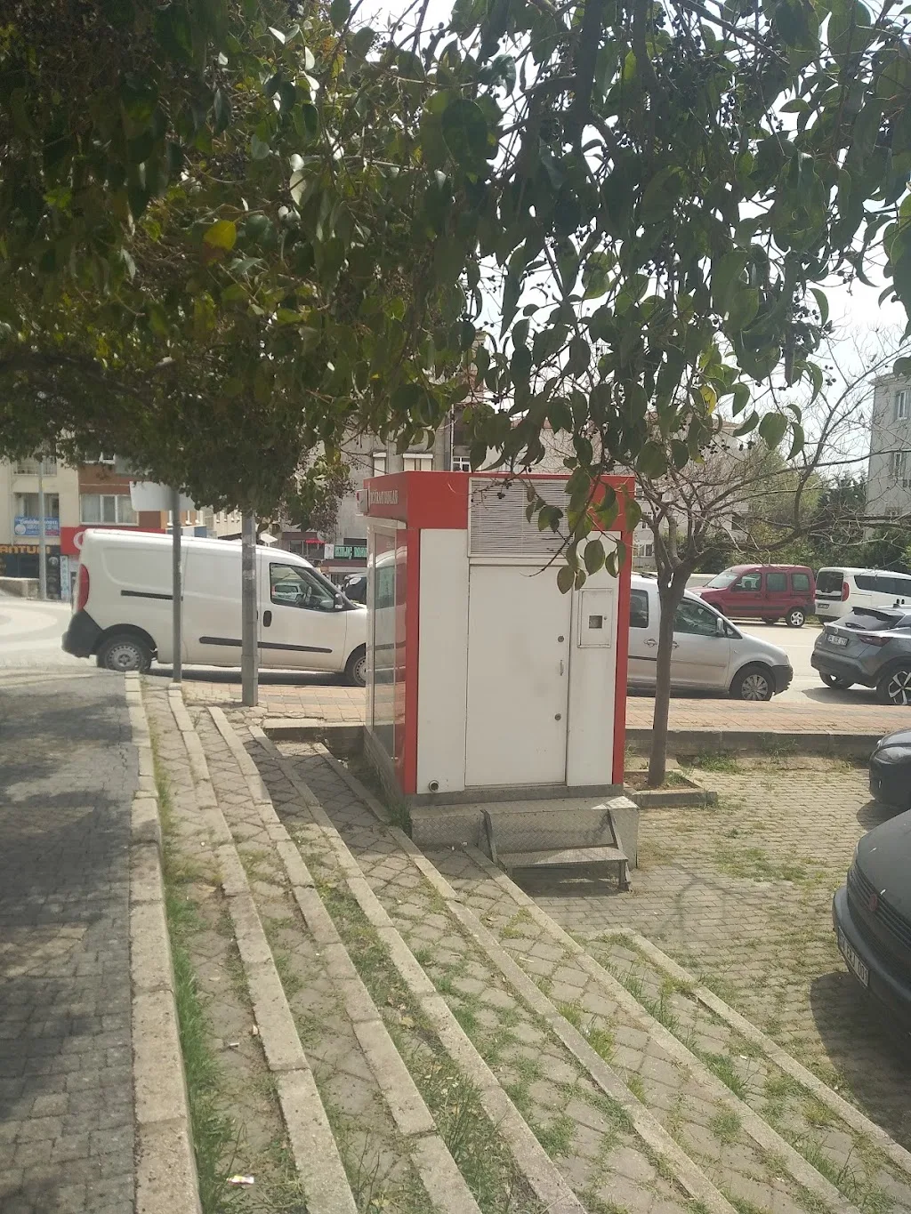 T.c. Ziraat Bankası Atm — Bankalar, Armutlu · fotoğraf 1