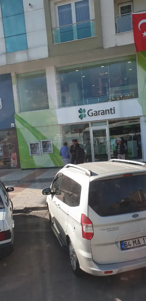 Garanti BBVA Uşak Çarşı Şubesi — Bankalar, Merkez · fotoğraf 3