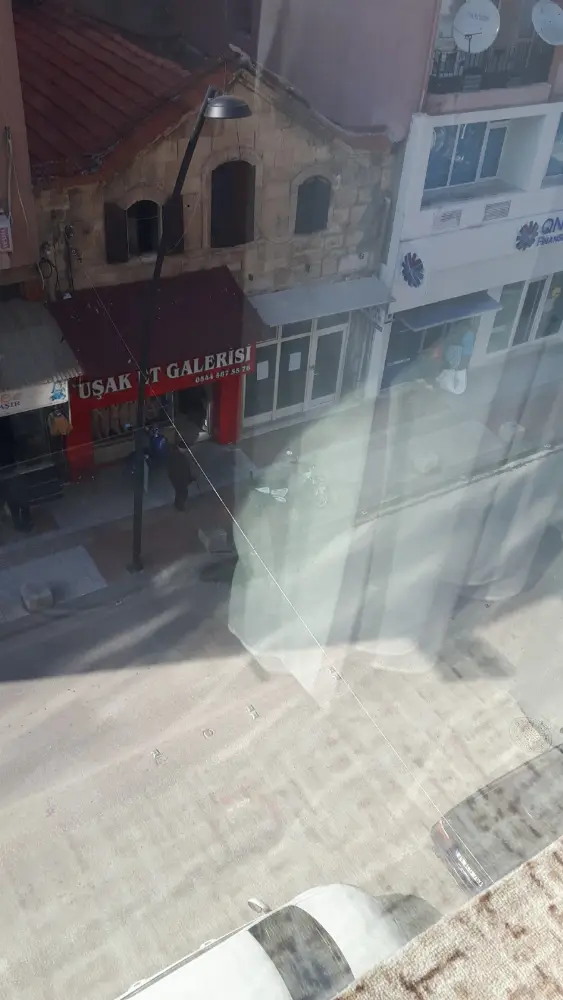 Kuveyt Türk Uşak Şubesi — Bankalar, Merkez · fotoğraf 2