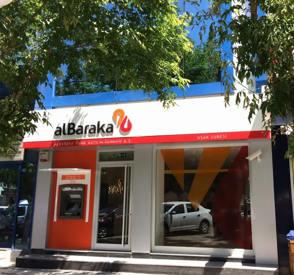 Albaraka Türk Uşak Şubesi — Bankalar, Merkez · fotoğraf 2