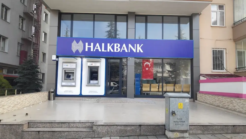Halkbank 1 Eylül Şubesi — Bankalar, Merkez · fotoğraf 3