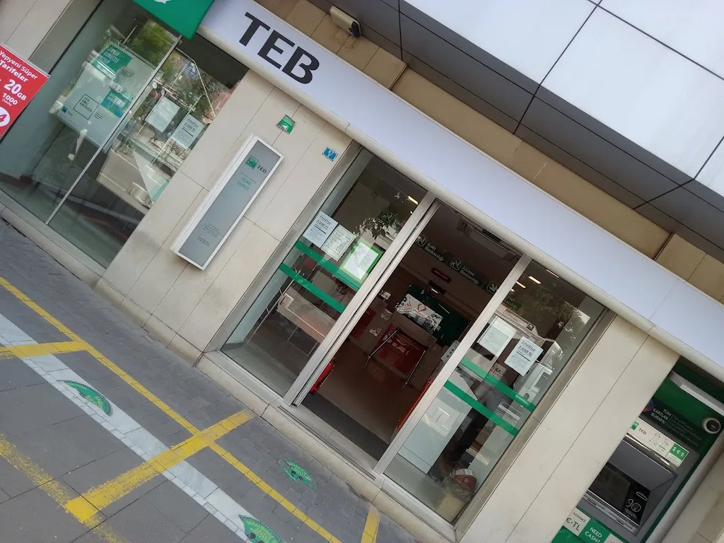 TEB Uşak Şubesi — Bankalar, Merkez · fotoğraf 1