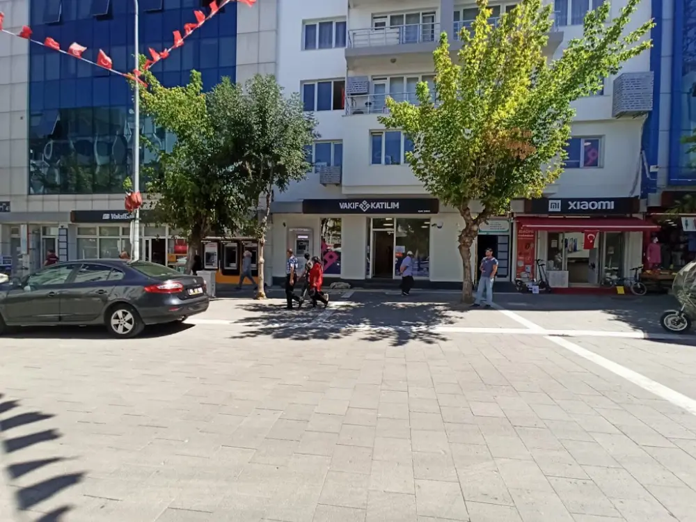 Vakıf Katılım Uşak Şubesi — Bankalar, Merkez · fotoğraf 2
