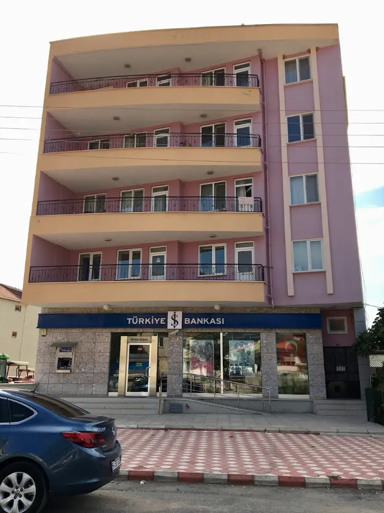 Türkiye İş Bankası Sivaslı/Uşak Şubesi — Bankalar, Sivaslı · fotoğraf 3