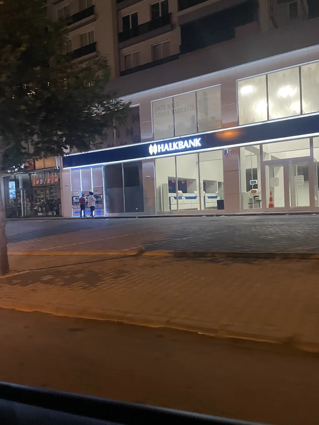 Halkbank Kahramanmaraş Şubesi — Bankalar, Dulkadiroğlu · fotoğraf 1