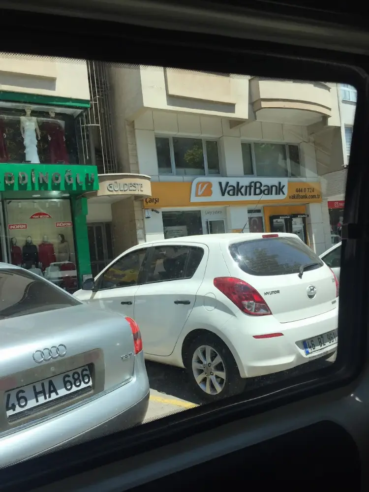VakıfBank Kahramanmaraş Çarşı Şubesi — Bankalar, Dulkadiroğlu · fotoğraf 4