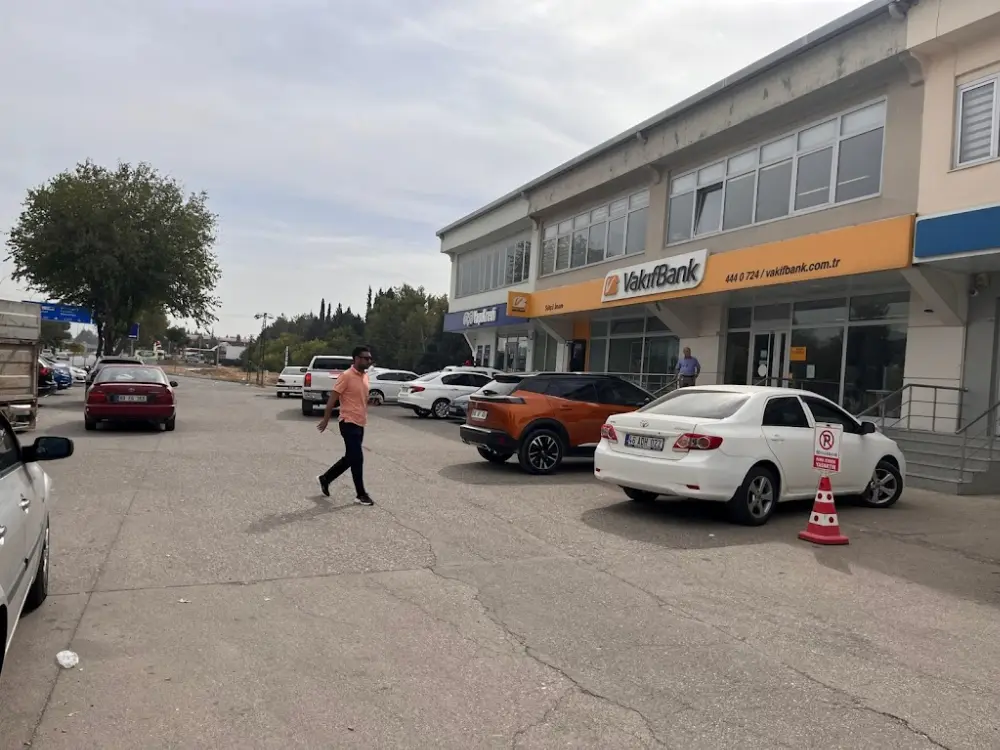 VakıfBank Sütçü İmam Şubesi — Bankalar, Onikişubat · fotoğraf 4