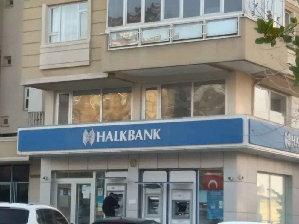 Halkbank Onikişubat Şubesi — Bankalar, Onikişubat · fotoğraf 3