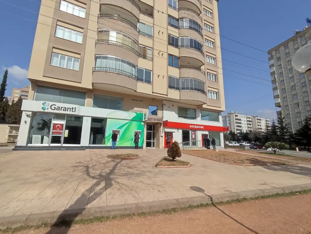 Garanti BBVA Binevler Kahramanmaraş Şubesi — Bankalar, Onikişubat · fotoğraf 4