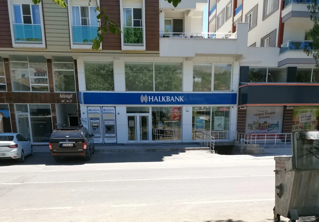 Halkbank Türkoğlu Prefabrik Şubesi — Bankalar, Türkoğlu · fotoğraf 1