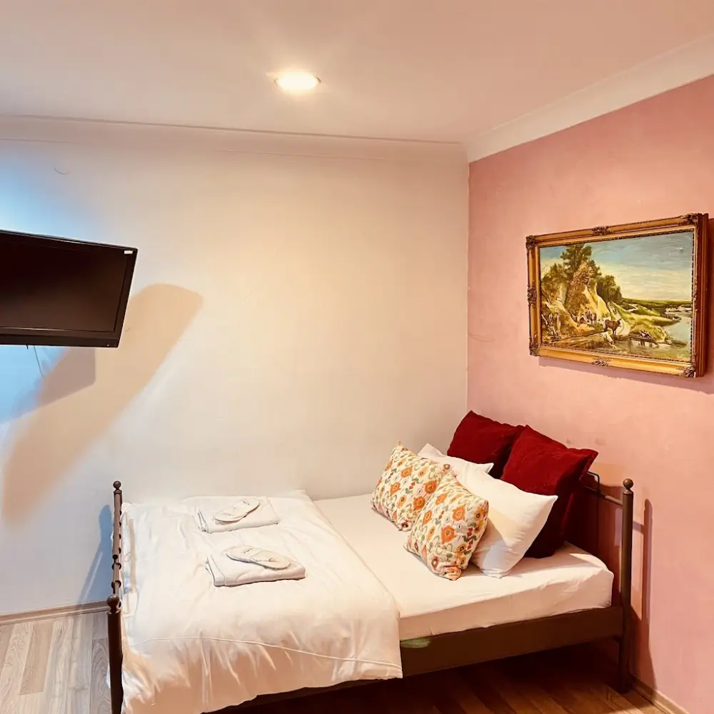 By Şükrü Otel — Oteller, Türkoğlu · fotoğraf 2