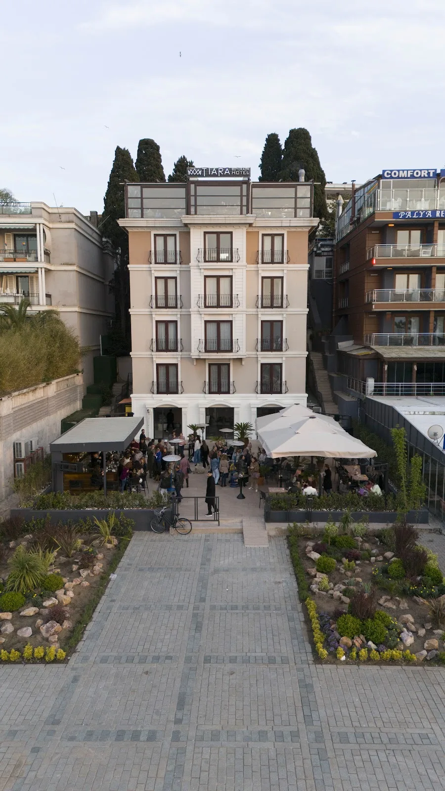 Tiara Otel Büyükada — Oteller, Türkoğlu · fotoğraf 1