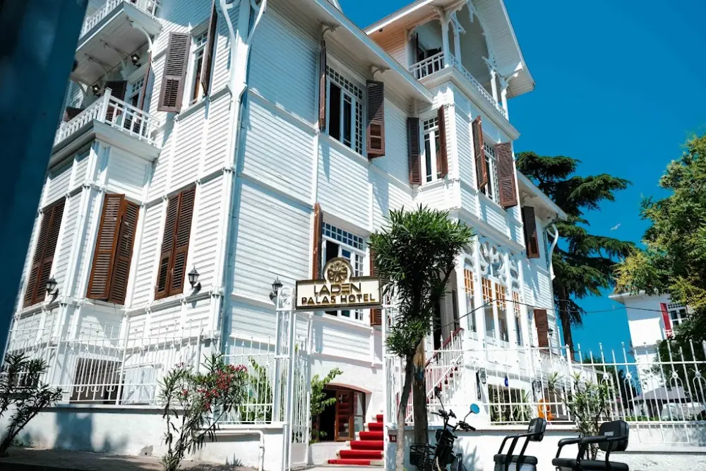 Kensington Laden Palas Büyükada — Oteller, Türkoğlu · fotoğraf 3