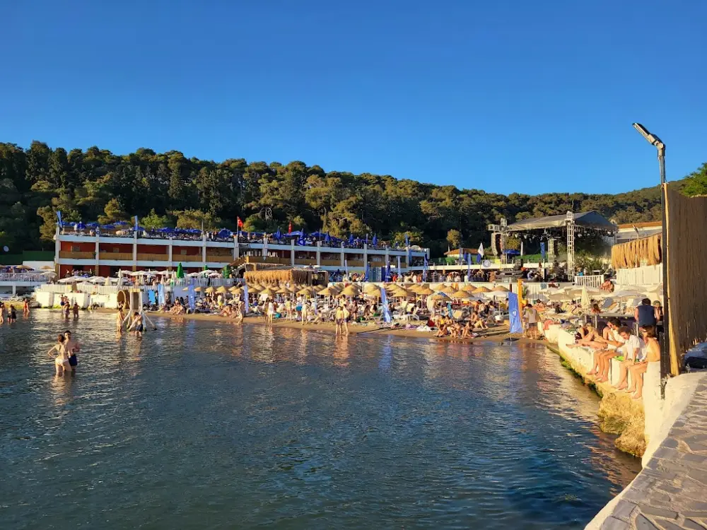 Yörükali Tesisleri Büyükada — Oteller, Türkoğlu · fotoğraf 2