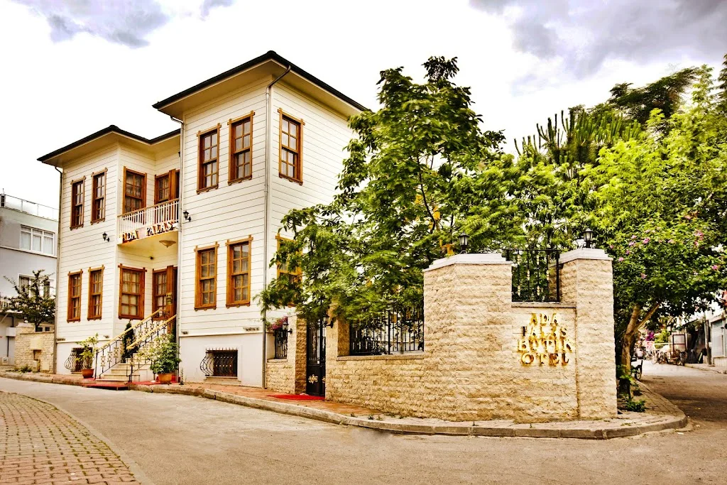 Ada Palas Otel Büyükada — Oteller, Türkoğlu · fotoğraf 1