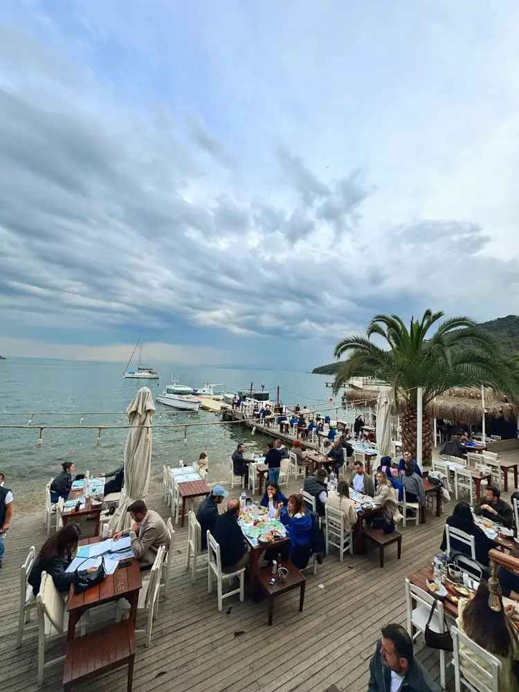 Loc'ada Büyükada — Oteller, Türkoğlu · fotoğraf 3