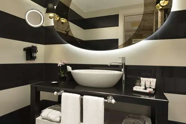 Ramada Hotel & Suites - Istanbul Şişli — Oteller, Şişli · fotoğraf 3