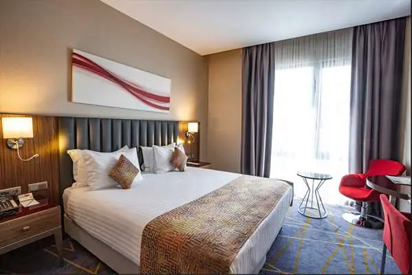 Ramada by Wyndham Istanbul Alibeykoy — Oteller, Eyüpsultan · fotoğraf 4