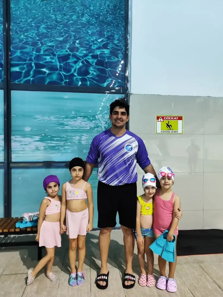 MALATYA YÜZME DERSİ Ömer Hoca — Yüzme Havuzları, Yeşilyurt · fotoğraf 2