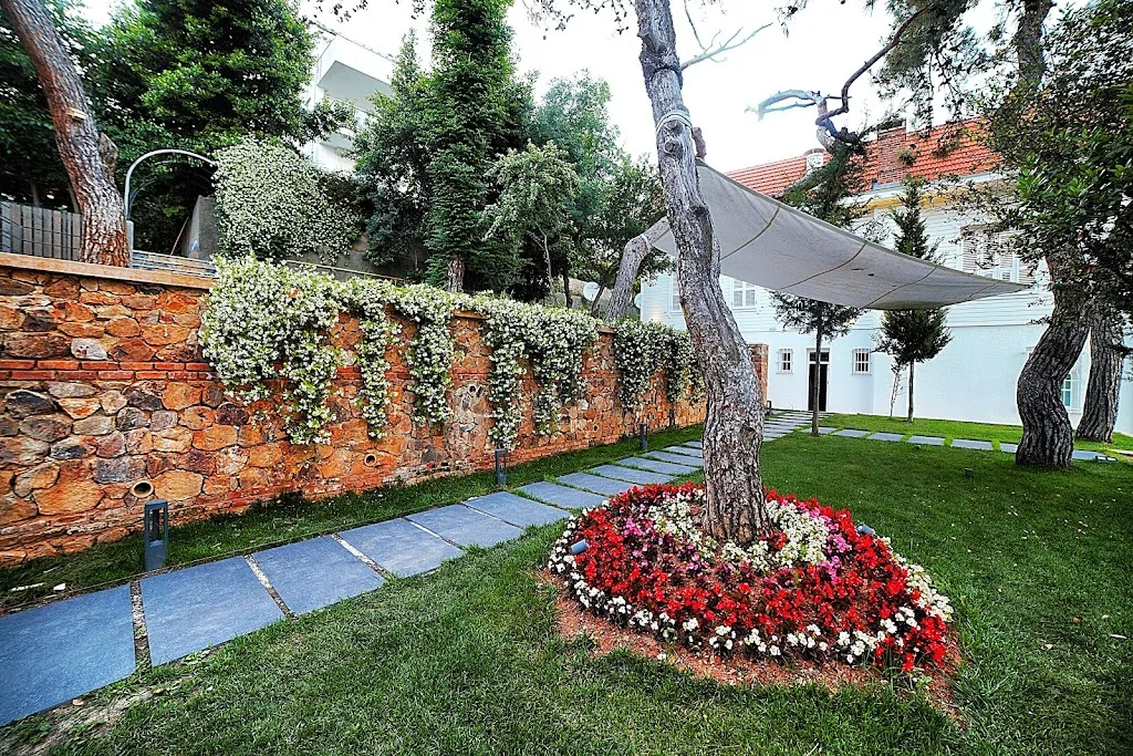 Triada Hotel Büyükada — Oteller, Türkoğlu · fotoğraf 1