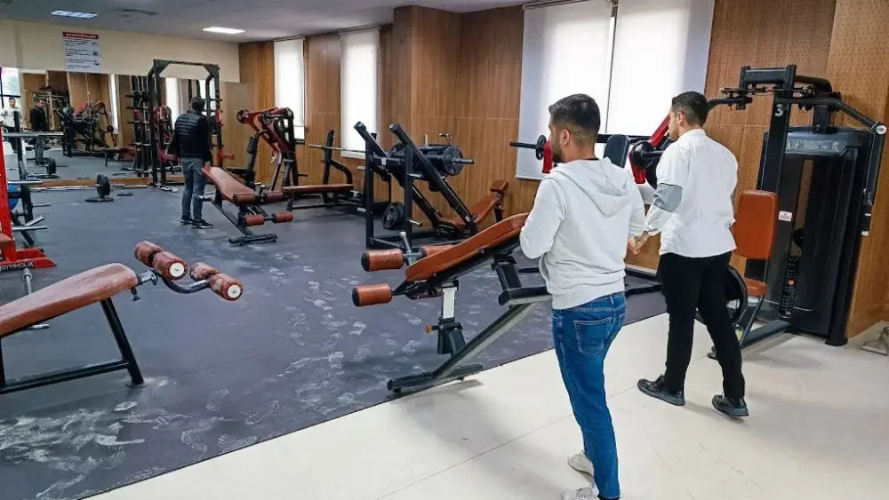 Malatya Büyükşehir Belediyesi Yaşam ve Spor Merkezi — Yüzme Havuzları, Yeşilyurt · fotoğraf 3