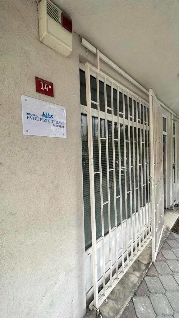 İstanbul Evde Fizik Tedavi Merkezi — Fizyoterapistler, Maltepe · fotoğraf 1