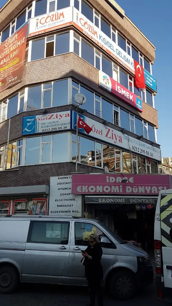 Özel ZiyaÖzel Eğitim ve Rehabilitasyon Merkezi — Fizyoterapistler, Kağıthane · fotoğraf 3