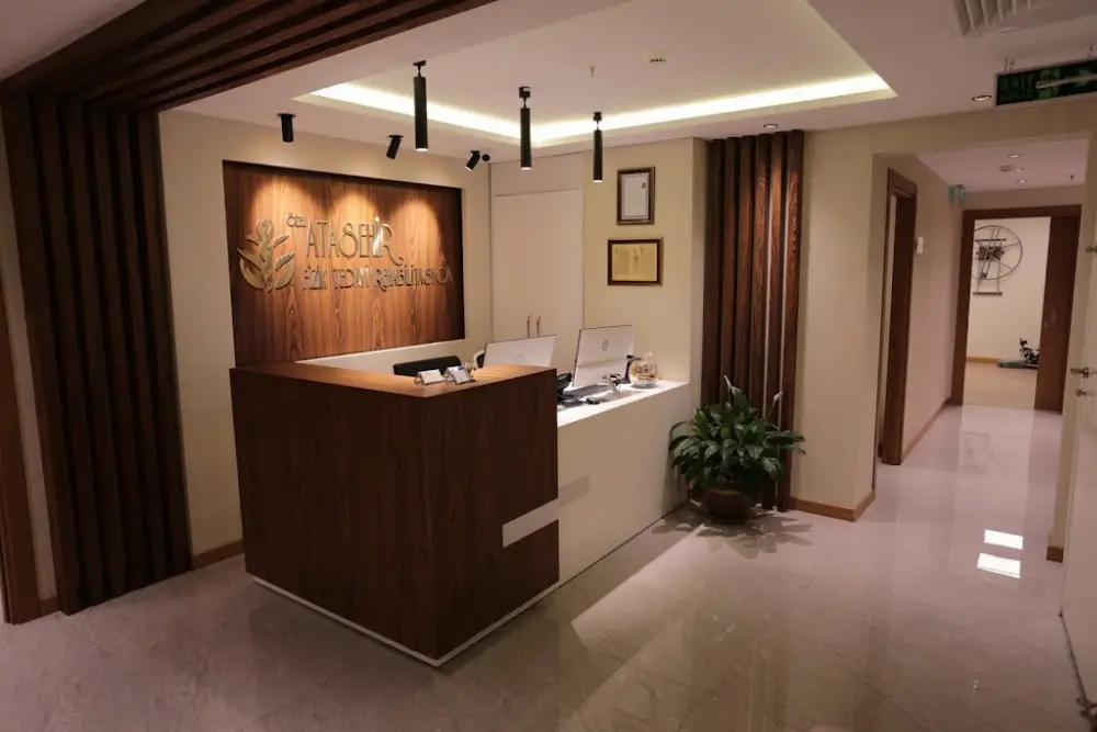 Ataşehir Fizik Tedavi ve Rehabilitasyon — Fizyoterapistler, Ataşehir · fotoğraf 3