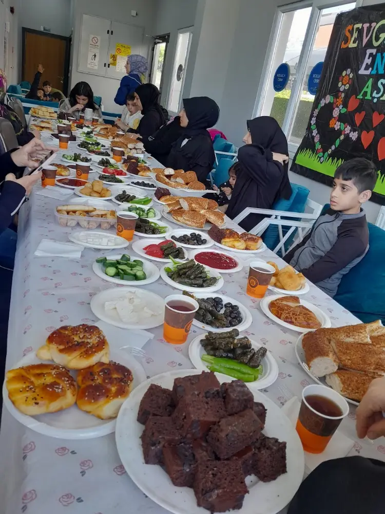 Bolluca Özel Eğitim ve Fizyoterapi Merkezi — Fizyoterapistler, Arnavutköy · fotoğraf 3