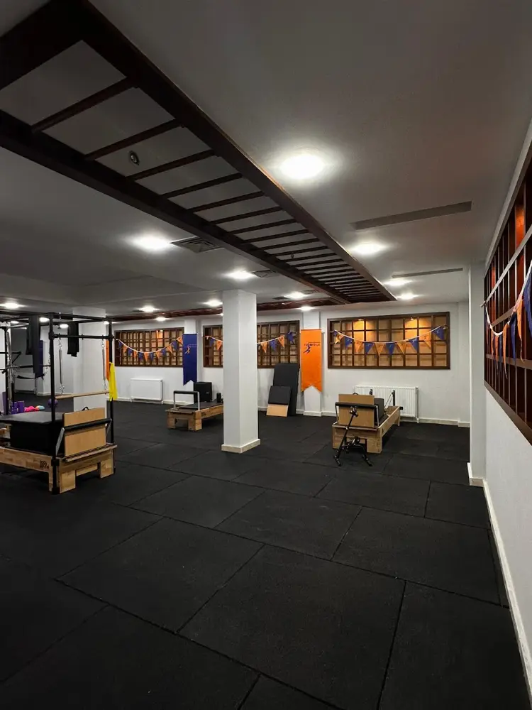 Fizyofiplus Fizyoterapi Hizmetleri ve Pilates Stüdyosu — Fizyoterapistler, Ataşehir · fotoğraf 2